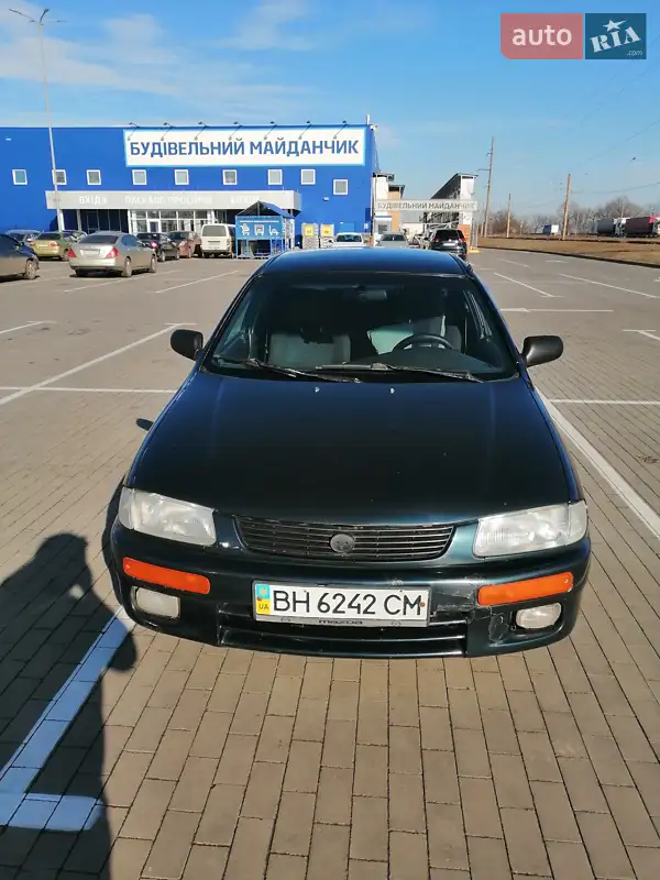 Mazda 323 1996
