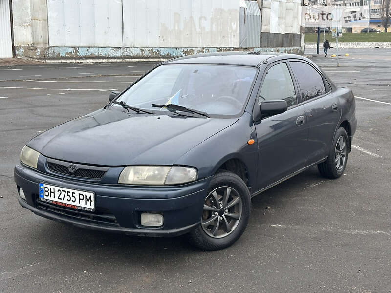 Седан Mazda 323 1997 в Одессе