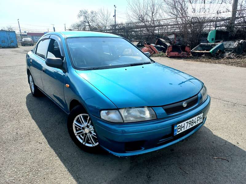 Mazda 323 1998 Mazda 323 1998