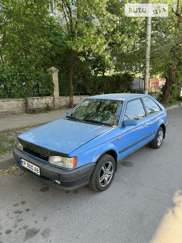 Хетчбек Mazda 323 1987 в Запоріжжі