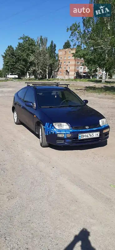 Mazda 323 1995