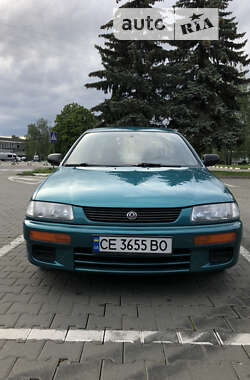 Седан Mazda 323 1996 в Черновцах