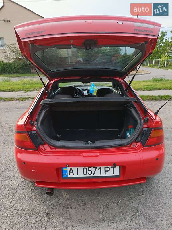 Хэтчбек Mazda 323 1994 в Белой Церкви