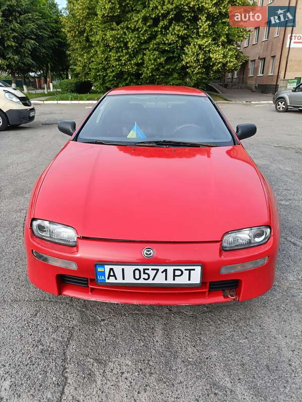 Хэтчбек Mazda 323 1994 в 