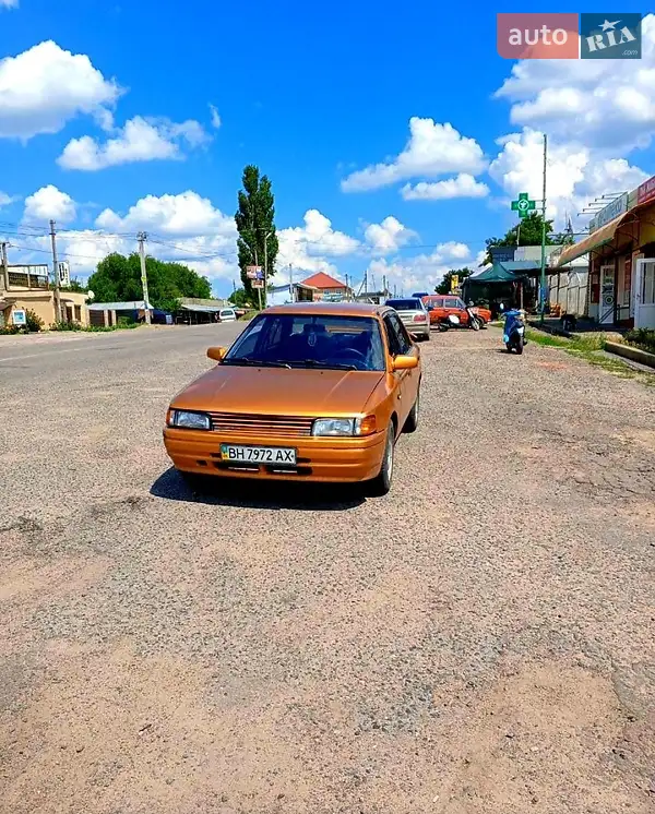 Mazda 323 1993