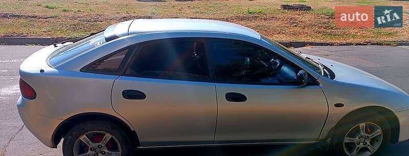 Седан Mazda 323 1997 в Южноукраинске