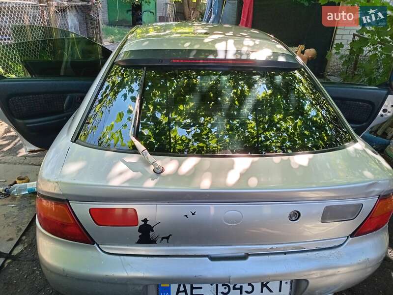 Хэтчбек Mazda 323 1996 в Синельниково