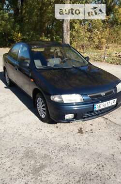 Седан Mazda 323 1998 в Марганці