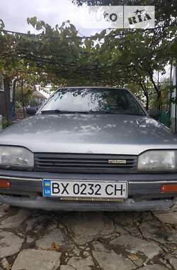 Хетчбек Mazda 323 1988 в Кам'янець-Подільському