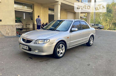 Седан Mazda 323 2001 в Харкові