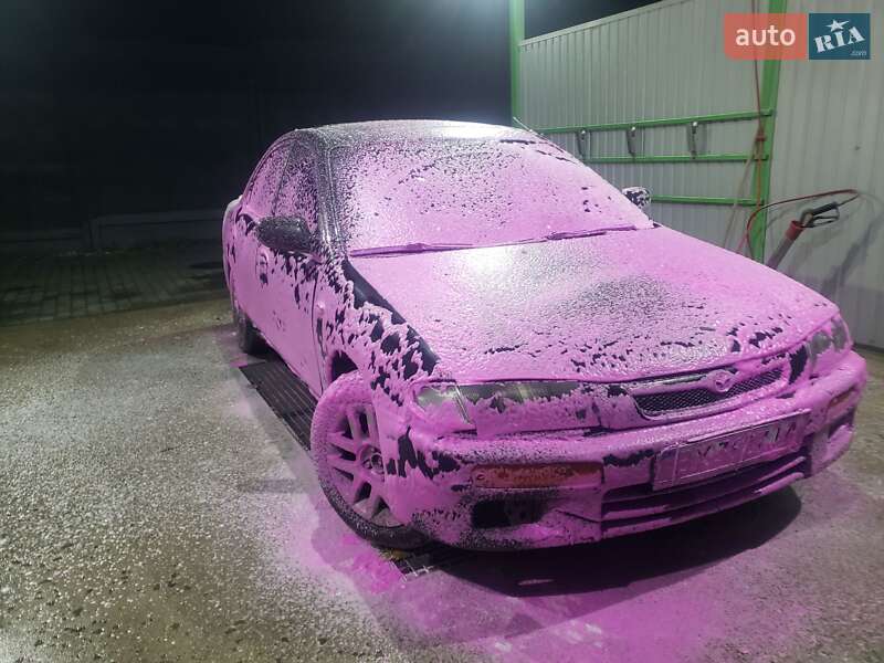 Седан Mazda 323 1995 в Каменец-Подольском