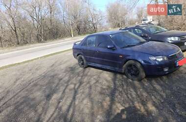 Седан Mazda 323 2002 в Запорожье