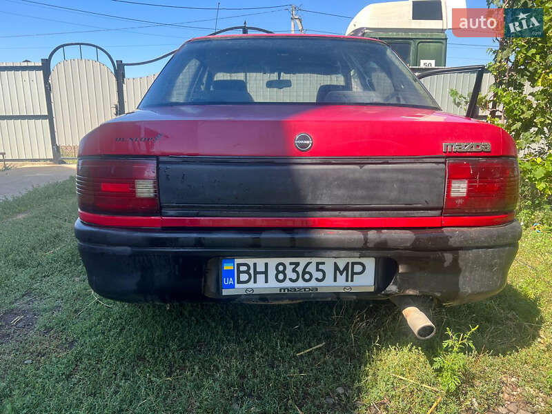 Седан Mazda 323 1991 в Одесі