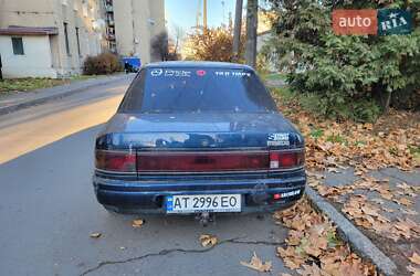 Седан Mazda 323 1992 в Івано-Франківську