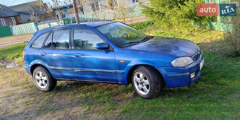 Хэтчбек Mazda 323 2000 в Рудки