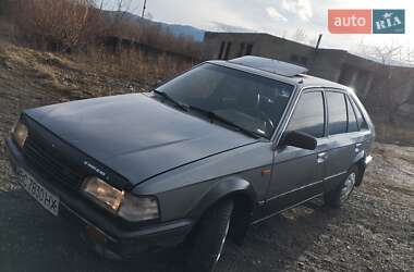 Хетчбек Mazda 323 1987 в Сколе