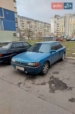 Седан Mazda 323 1992 в Києві