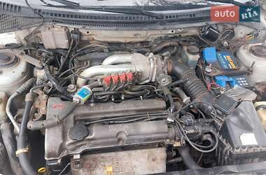 Седан Mazda 323 1997 в Софиевской Борщаговке