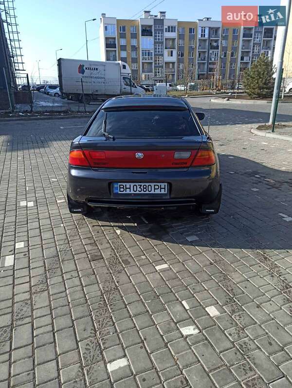 Хетчбек Mazda 323 1997 в Авангарді фото 4 Хетчбек Mazda 323 1997 в Авангарді