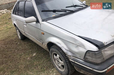 Хэтчбек Mazda 323 1989 в Надворной