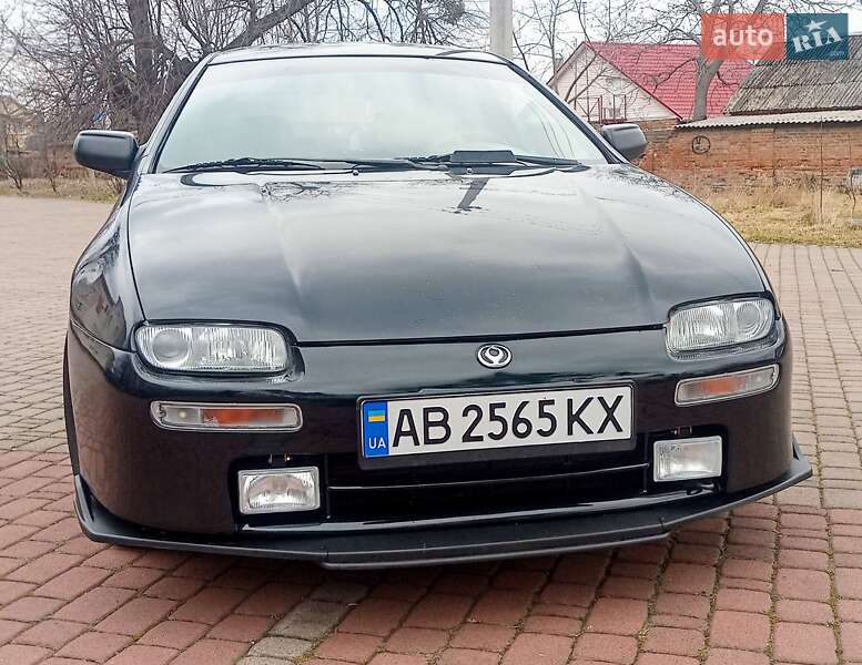 Хэтчбек Mazda 323 1995 в Виннице