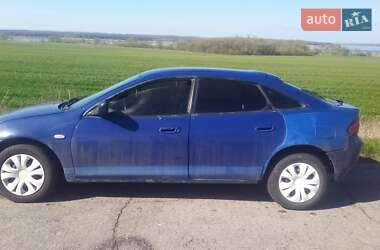 Хэтчбек Mazda 323 1994 в 