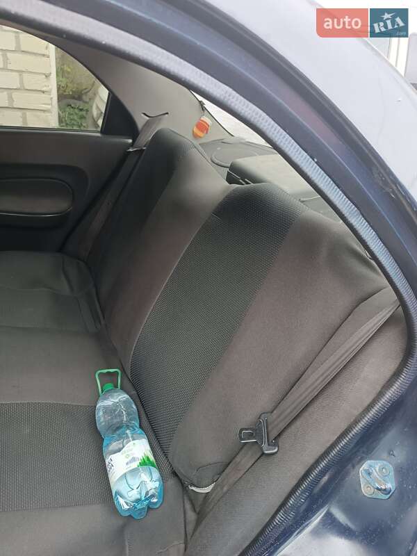 Седан Mazda 323 1997 в Шептицькому фото 6 Седан Mazda 323 1997 в Шептицькому