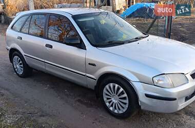 Хэтчбек Mazda 323 1998 в Городке