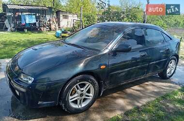 Хэтчбек Mazda 323 1994 в 