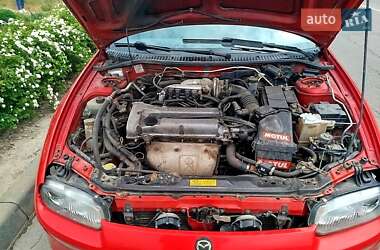 Хэтчбек Mazda 323 1994 в 