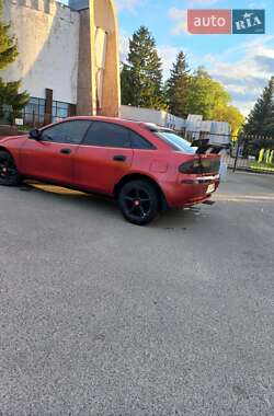 Хэтчбек Mazda 323 1998 в 