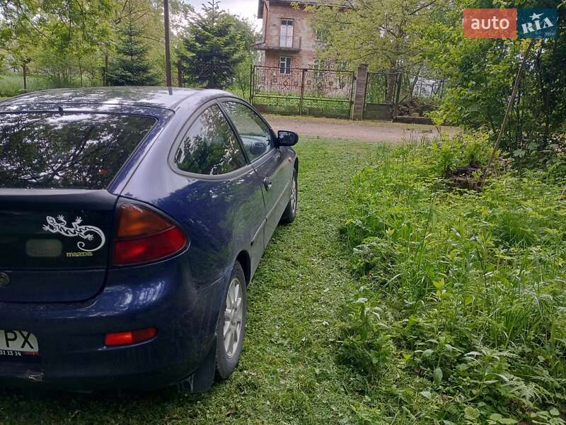 Хэтчбек Mazda 323 1996 в Самборе