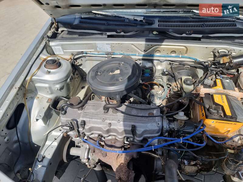 Хэтчбек Mazda 323 1987 в Кременце