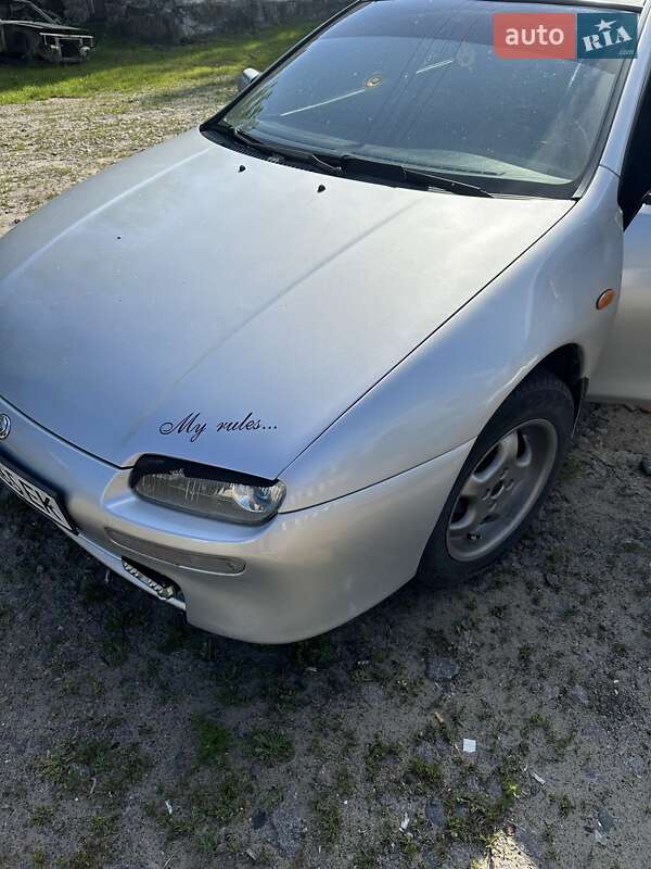 Хетчбек Mazda 323 1997 в Вінниці