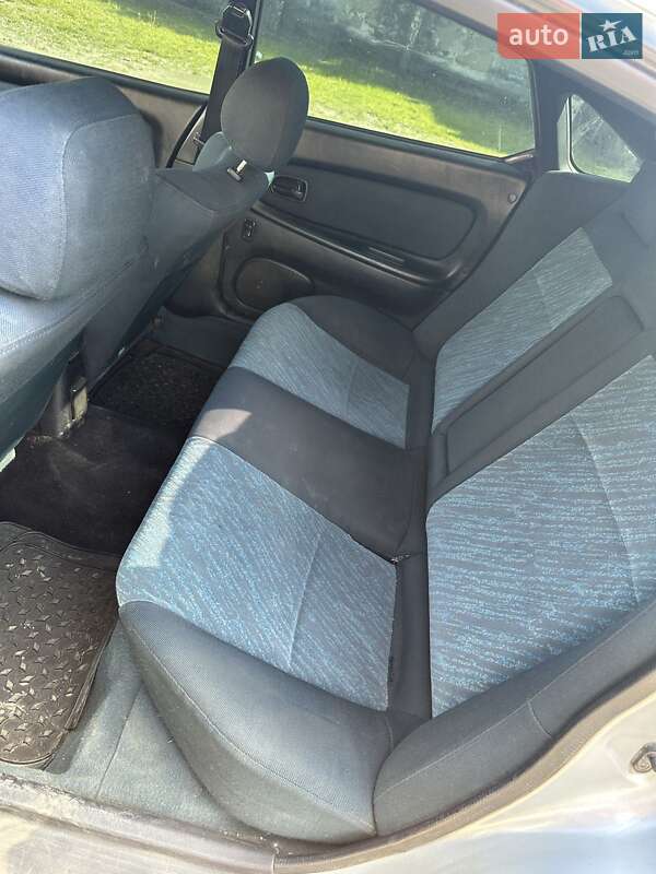Хетчбек Mazda 323 1997 в Вінниці