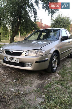 Седан Mazda 323 1998 в Дніпрі