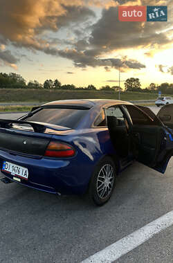Хэтчбек Mazda 323 1995 в 