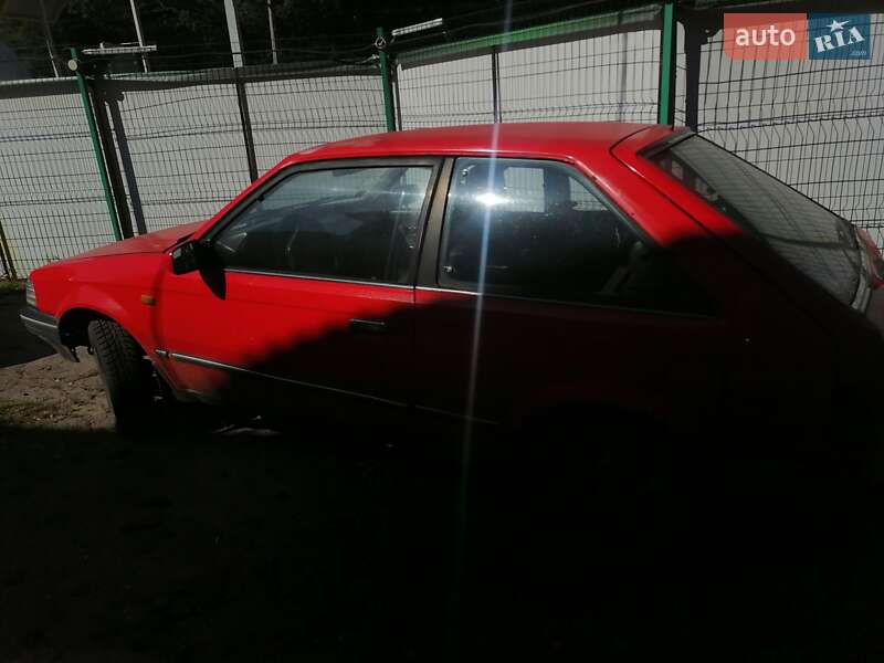 Хэтчбек Mazda 323 1988 в Днепре