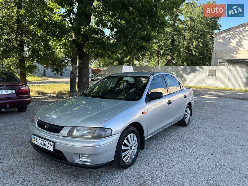 Седан Mazda 323 1998 в Белой Церкви
