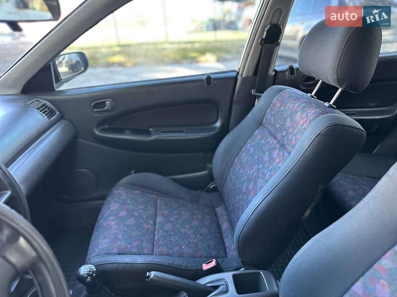 Седан Mazda 323 1998 в Белой Церкви