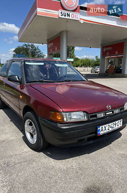 Хэтчбек Mazda 323 1990 в Змиеве