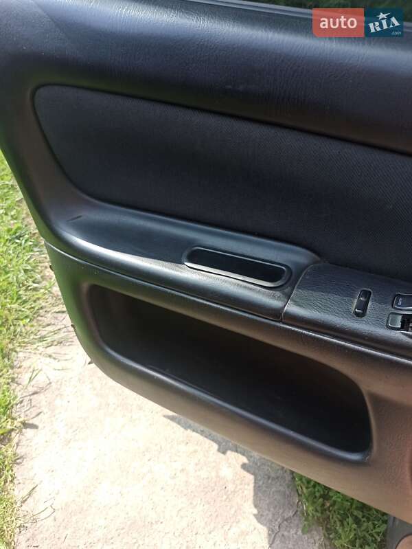 Седан Mazda 323 1998 в Белой Церкви фото 32 Седан Mazda 323 1998 в Белой Церкви