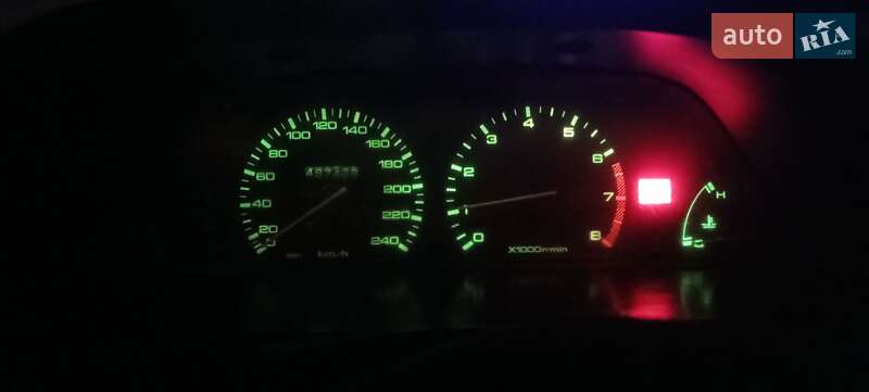 Хэтчбек Mazda 323 1989 в Житомире