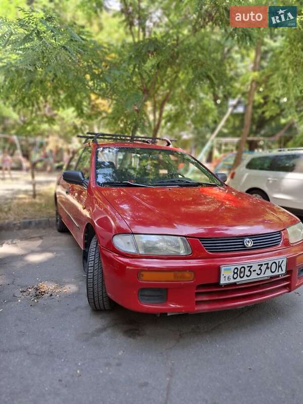 Седан Mazda 323 1996 в Одессе