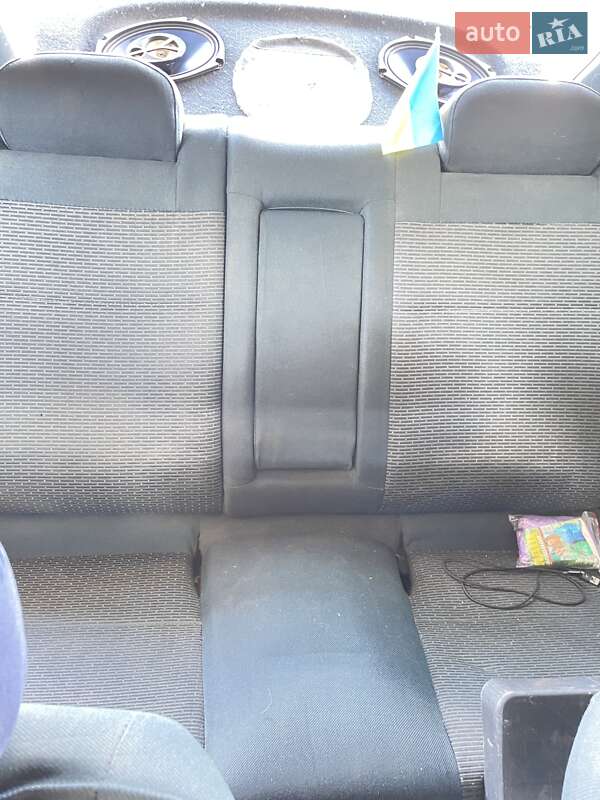 Хетчбек Mazda 323 1995 в Полтаві