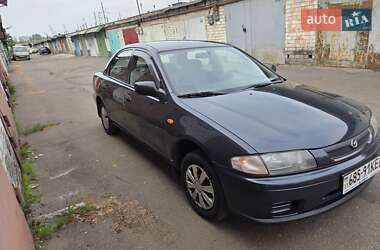 Седан Mazda 323 1998 в 