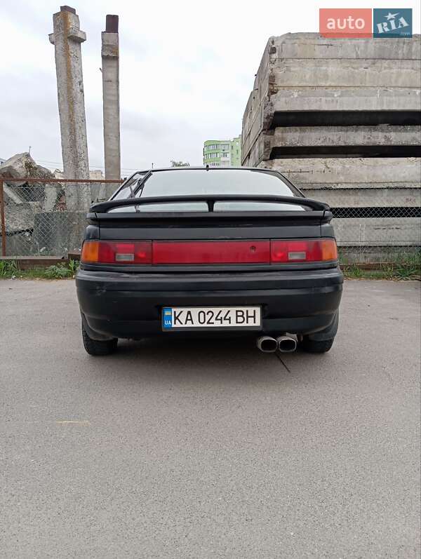 Хэтчбек Mazda 323 1993 в Хмельницком