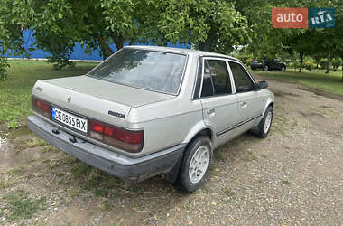 Седан Mazda 323 1989 в 