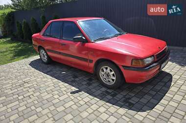 Седан Mazda 323 1991 в Харькове