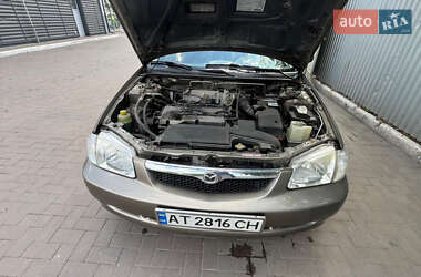 Седан Mazda 323 1999 в 